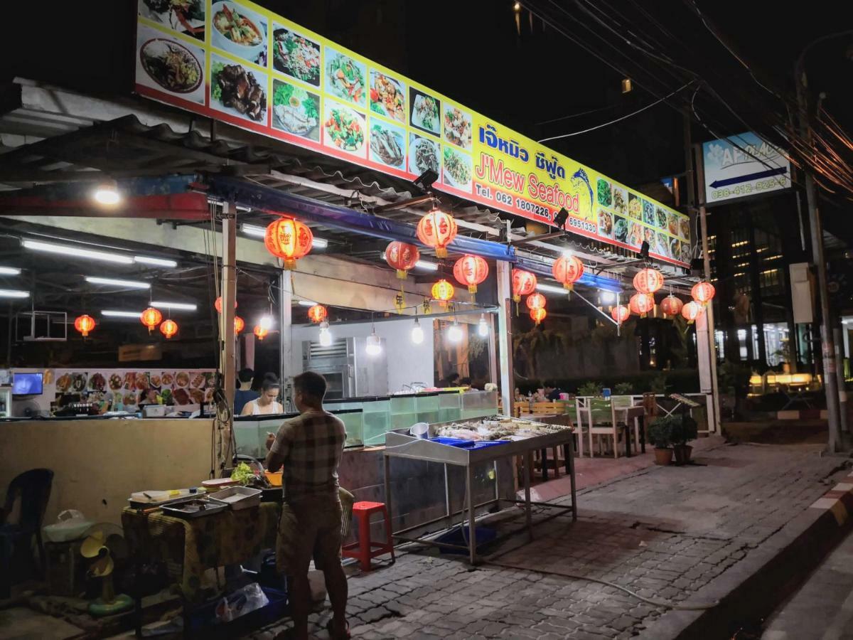 Asleep By Lantana Hostel Pattaya Exterior photo
